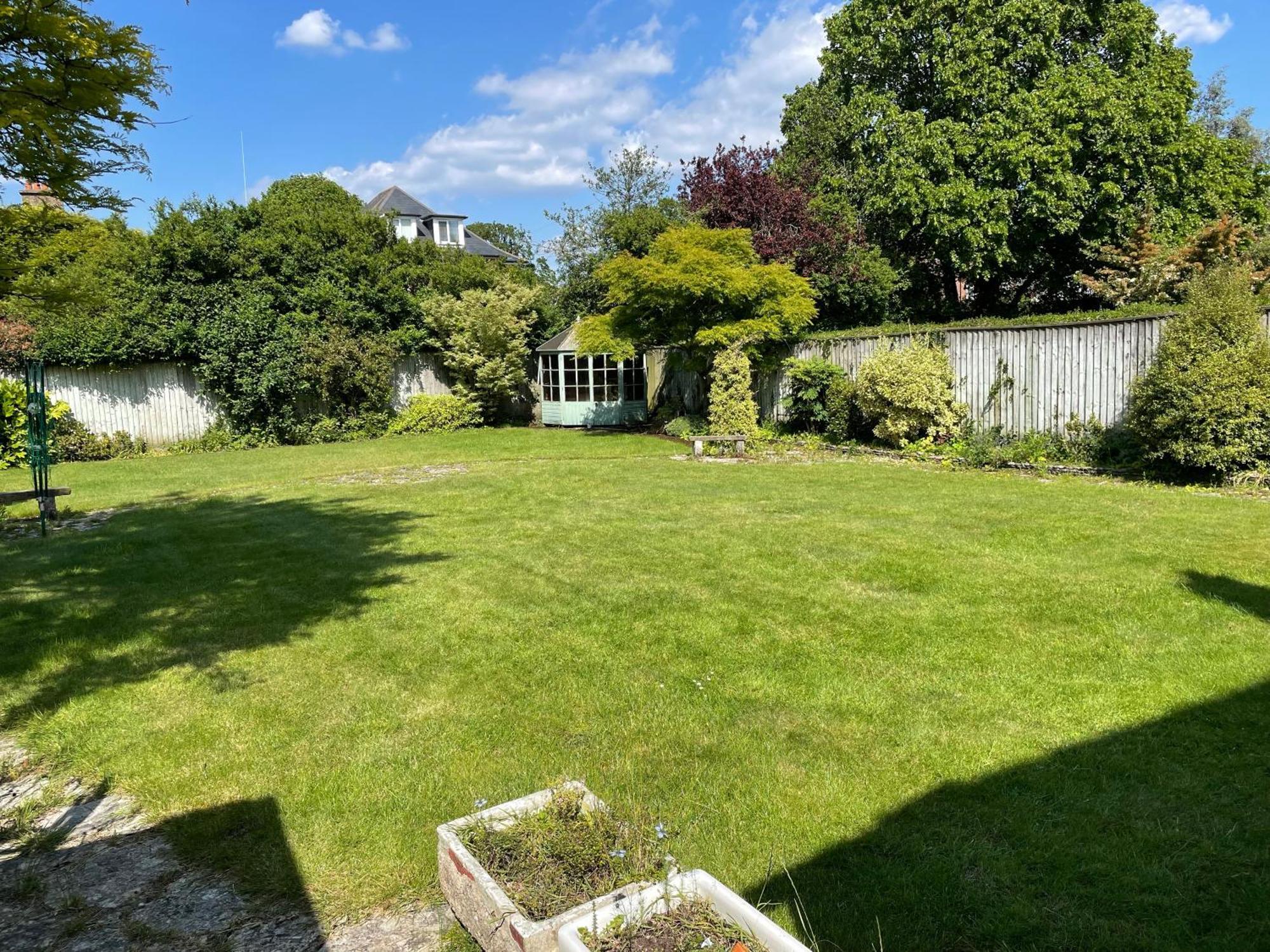 Charming Bournemouth House With Beautiful Spacious Gardens, 5 Min Drive To Beaches, Free Parking For 2-3 Cars Exterior foto